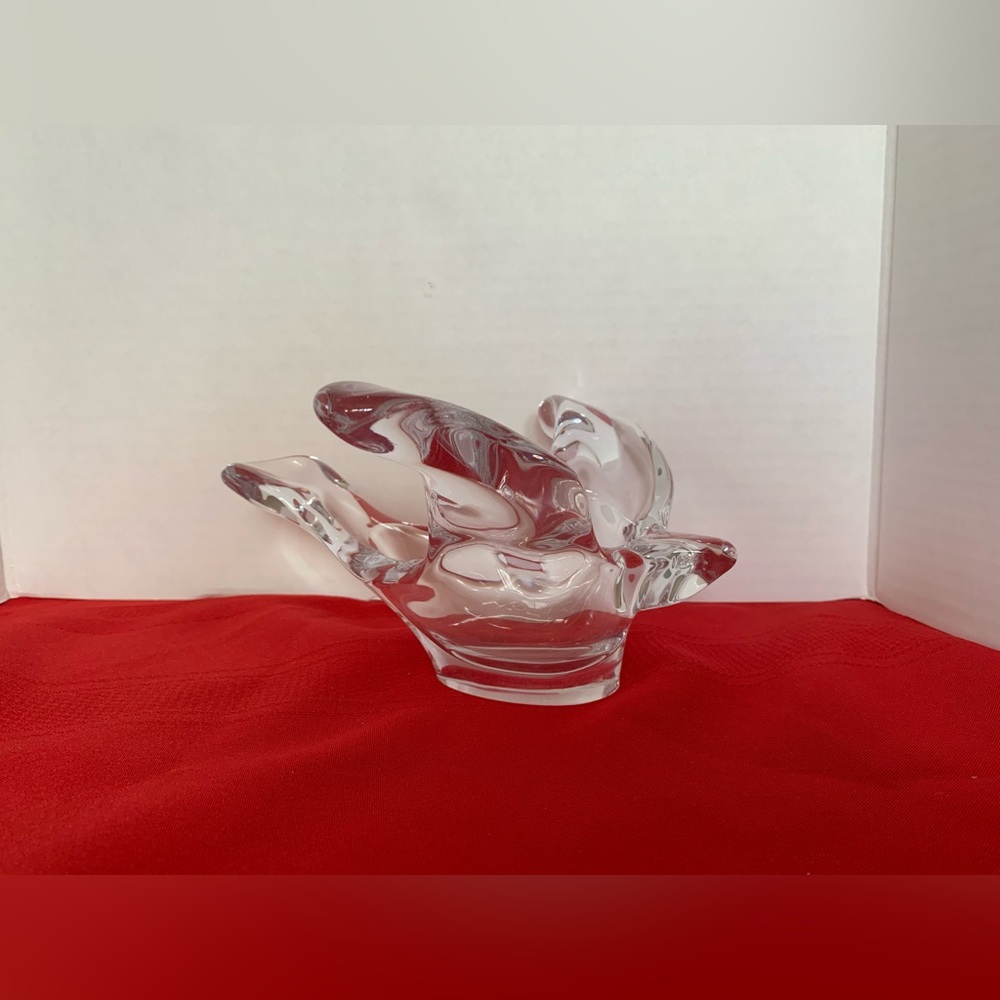 PRINCESS HOUSE Crystal Soaring Bird Candy Nut Snack Dish